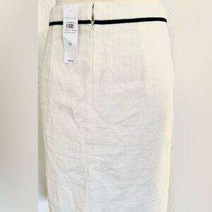 Ann Taylor Women’s Midi Business Skirt Size 14 NWT – White & Blue Lined Skirt